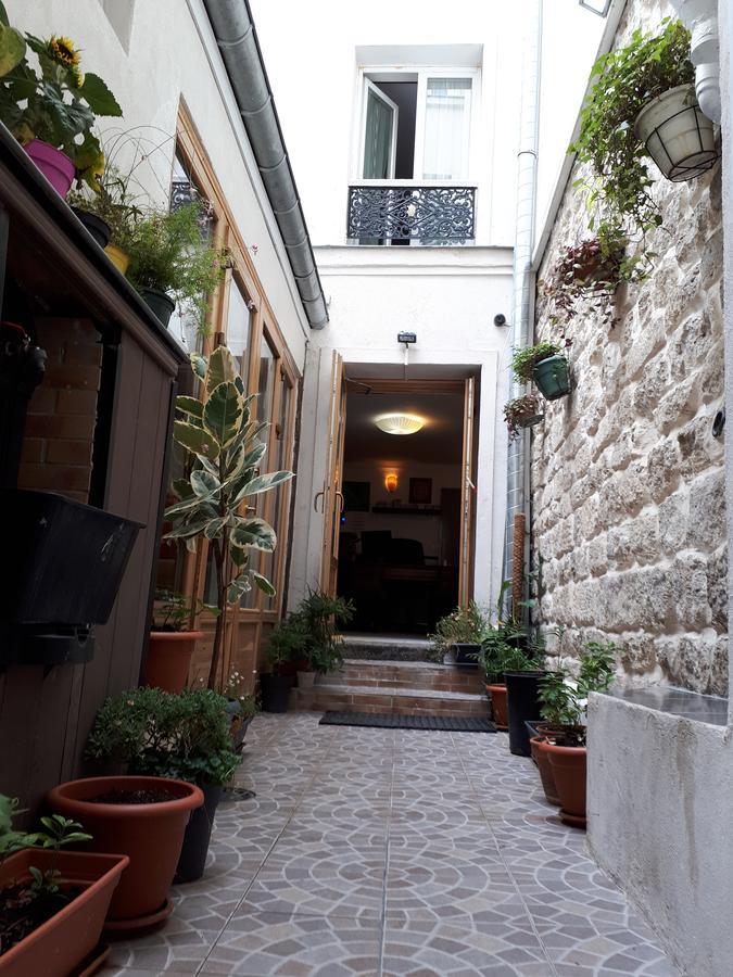 Grand De Clermont Parijs